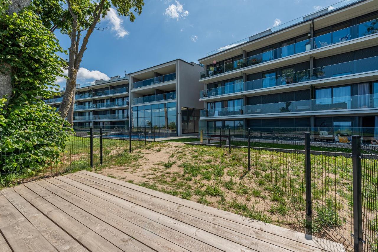 Apartment Sun Seasons 24 - Hevenia Rewal